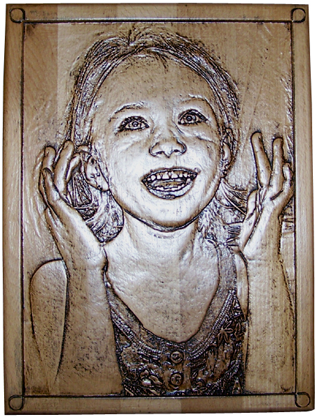 Portrait gravé sur bois massif de hêtre avec support Gravure